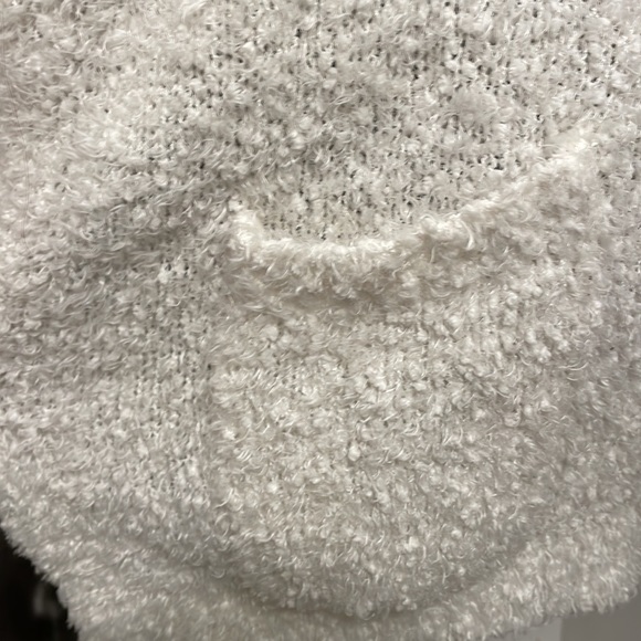 Super soft fuzzy white cardigan sweater - Picture 3 of 4